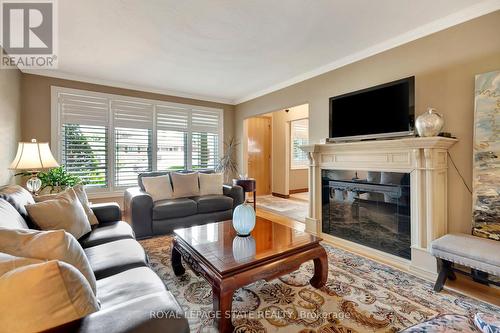 41 Crawford Drive, Hamilton, ON - Indoor Photo Showing Living Room With Fireplace