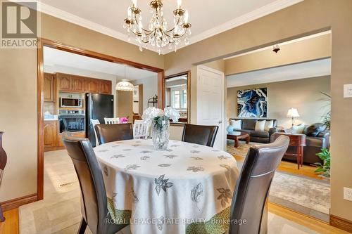 41 Crawford Drive, Hamilton, ON - Indoor Photo Showing Dining Room
