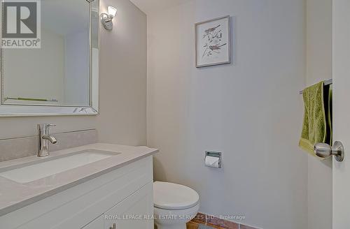 4161 Garrowhill Trail, Mississauga, ON - Indoor Photo Showing Bathroom
