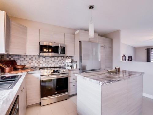 Cuisine - 1202 Rue De Neuville, Gatineau (Masson-Angers), QC - Indoor Photo Showing Kitchen With Upgraded Kitchen