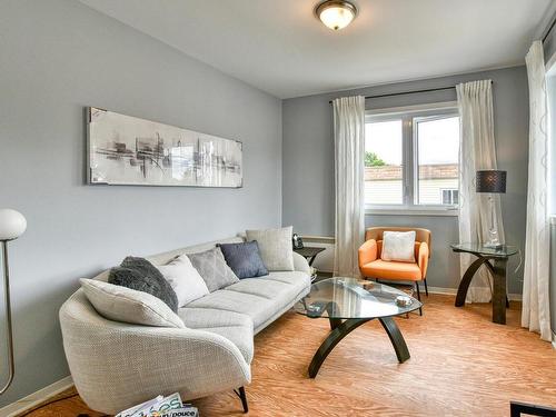 Salon - 426  - 428 Rue Bran, Saint-Jérôme, QC - Indoor Photo Showing Living Room