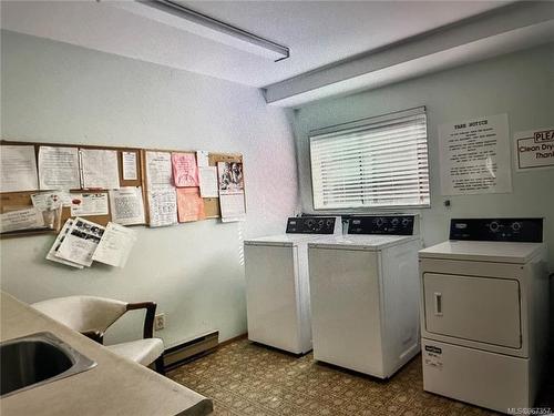 305-130 Sunningdale Rd East, Qualicum Beach, BC - Indoor Photo Showing Laundry Room