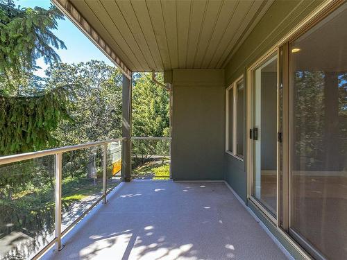 4-4305 Maltwood Lane, Saanich, BC 