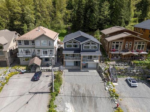 1367 Burfield Drive, Sun Peaks, BC - Outdoor With Facade