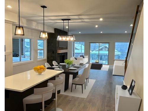 1367 Burfield Drive, Sun Peaks, BC - Indoor Photo Showing Dining Room