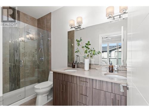 1102 Cameron Avenue Unit# 55, Kelowna, BC - Indoor Photo Showing Bathroom