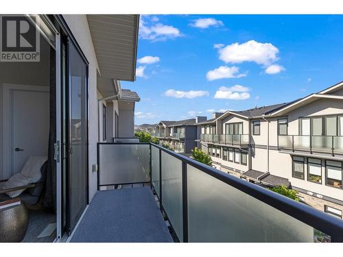 1102 Cameron Avenue Unit# 55, Kelowna, BC - Outdoor With Exterior