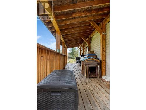 976 Waterloo  Road, Castlegar, BC - Outdoor With Deck Patio Veranda With Exterior