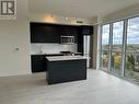 706 - 509 Dundas Street W, Oakville, ON  - Indoor Photo Showing Kitchen 