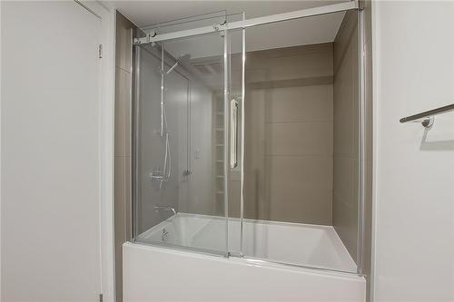 370 Martha Street|Unit #607, Burlington, ON - Indoor Photo Showing Bathroom