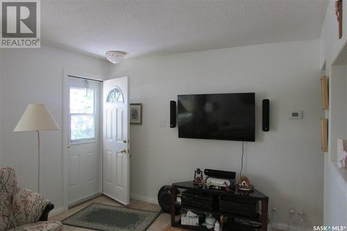 2837 Wascana Street, Regina, SK - Indoor