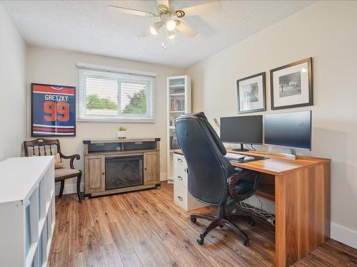 17 Quail Drive|Unit #50, Hamilton, ON - Indoor Photo Showing Office