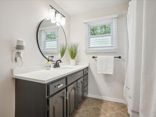 17 Quail Drive|Unit #50, Hamilton, ON - Indoor Photo Showing Bathroom