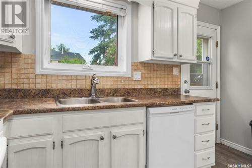 127 Delaronde Road, Saskatoon, SK - Indoor Photo Showing Kitchen With Double Sink