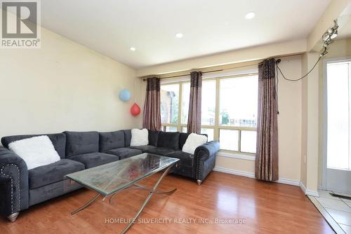 7714 Redstone Road, Mississauga, ON - Indoor Photo Showing Living Room