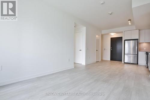 211E - 8868 Yonge Street, Richmond Hill, ON - Indoor Photo Showing Other Room
