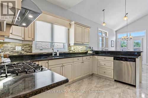1539 Warbler Woods Walk, London, ON - Indoor Photo Showing Kitchen With Double Sink