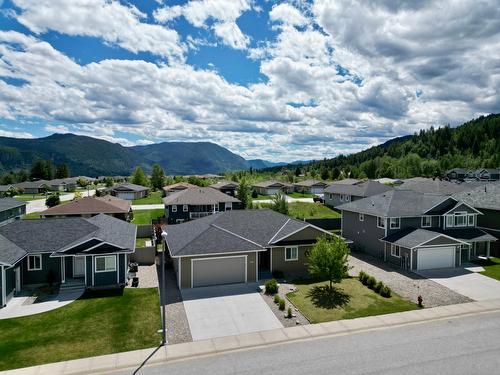 1516 Rosewood Lane, Castlegar, BC - Outdoor With Facade With View