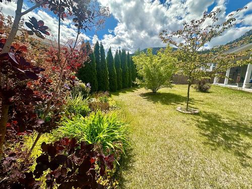 1516 Rosewood Lane, Castlegar, BC - Outdoor