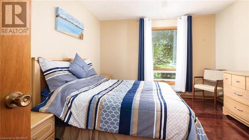 97 Dorena Crescent, Sauble Beach, ON - Indoor Photo Showing Bedroom