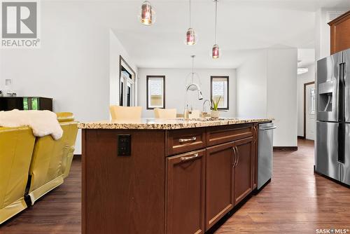 3525 Evans Court, Regina, SK - Indoor Photo Showing Kitchen