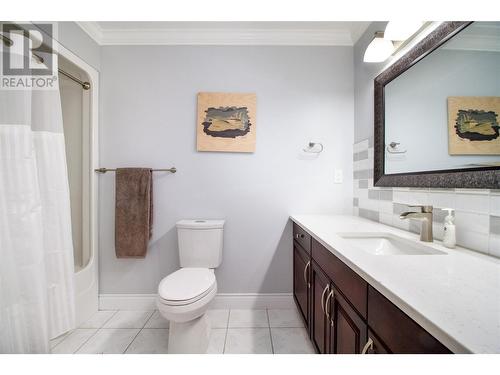 1108 Pineridge Crescent, Revelstoke, BC - Indoor Photo Showing Bathroom