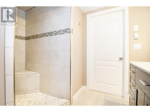 1108 Pineridge Crescent, Revelstoke, BC - Indoor Photo Showing Bathroom