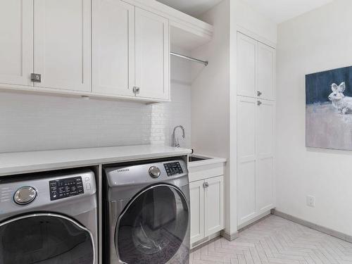 1610 Kimberlite Drive, Lake Country, BC - Indoor Photo Showing Laundry Room