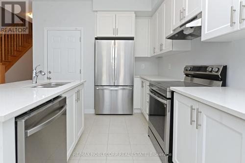 33 Keenan Street, Kawartha Lakes, ON - Indoor Photo Showing Kitchen With Stainless Steel Kitchen With Double Sink