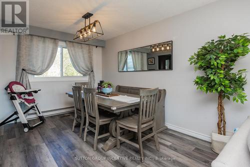 10 Knox Court, North Bay, ON - Indoor Photo Showing Dining Room