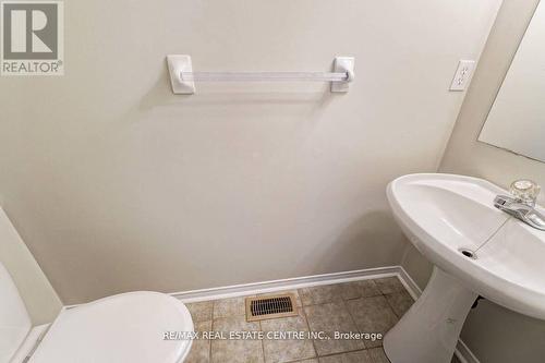 82 - 1480 Britannia Road W, Mississauga, ON - Indoor Photo Showing Bathroom