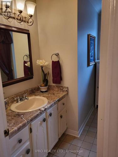 4239 Rockwood Road, Mississauga (Rathwood), ON - Indoor Photo Showing Bathroom