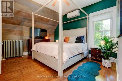 34 Isabella Street, Brampton, ON - Indoor Photo Showing Bedroom