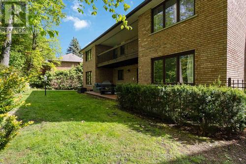1836 Friar Tuck Court, Mississauga, ON - Outdoor