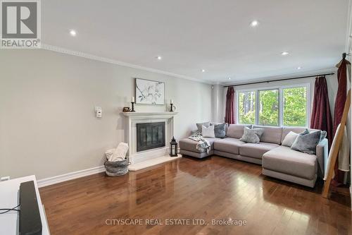 1836 Friar Tuck Court, Mississauga, ON - Indoor Photo Showing Living Room With Fireplace