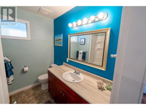 1511 Alward Street, Prince George, BC - Indoor Photo Showing Bathroom