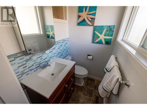 1511 Alward Street, Prince George, BC - Indoor Photo Showing Bathroom