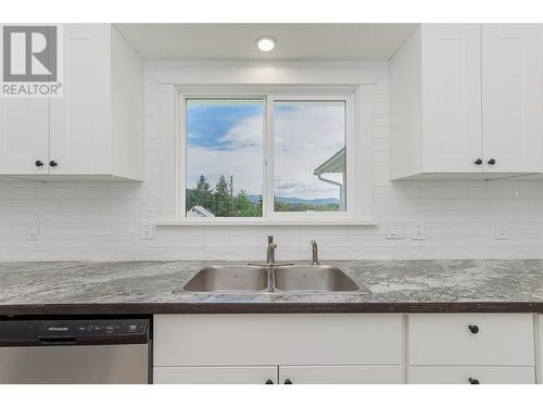 174 Salmon Arm Drive, Enderby, BC - Indoor Photo Showing Kitchen With Double Sink