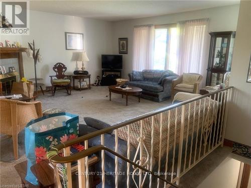 Imported from itso - 111 Fath Avenue, Aylmer (Ay), ON - Indoor Photo Showing Living Room