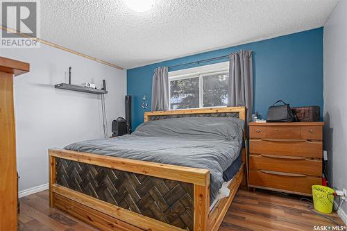 322 1St Avenue, Bradwell, SK - Indoor Photo Showing Bedroom