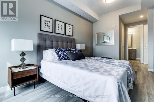 3205 - 20 George Street, Hamilton (Central), ON - Indoor Photo Showing Bedroom