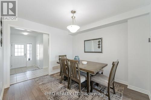 88 - 143 Ridge Road, Cambridge, ON - Indoor Photo Showing Dining Room