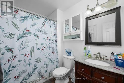 1239 Brackenwood Crescent, Kingston, ON - Indoor Photo Showing Bathroom