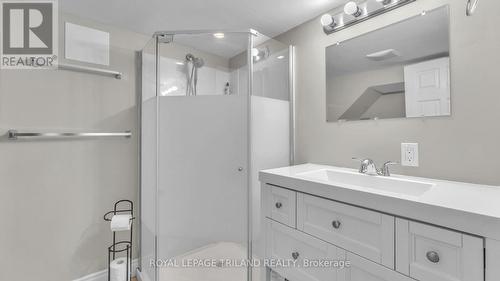 769 Quebec Street, London, ON - Indoor Photo Showing Bathroom