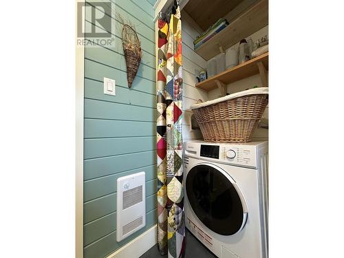 3022 Gleason Crescent, Williams Lake, BC - Indoor Photo Showing Laundry Room