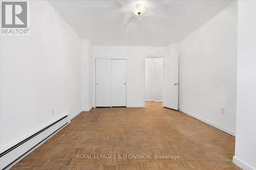 404 - 581 Avenue Road, Toronto (Yonge-St. Clair), ON - Indoor Photo Showing Other Room