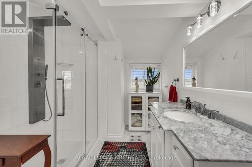 817 Lakeshore Road, Haldimand, ON - Indoor Photo Showing Bathroom