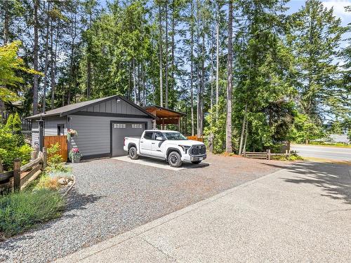 2410 Island Hwy West, Qualicum Beach, BC 