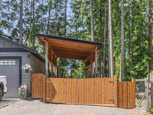 2410 Island Hwy West, Qualicum Beach, BC 