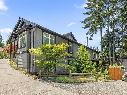 2410 Island Hwy West, Qualicum Beach, BC 